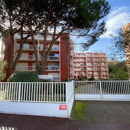 Apartment Avec Terrasse & Parking Securise - Fr-1-374-243
